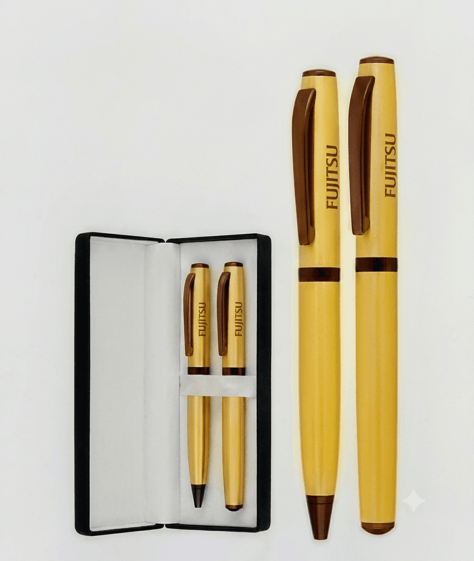 Plastic pen - image 1